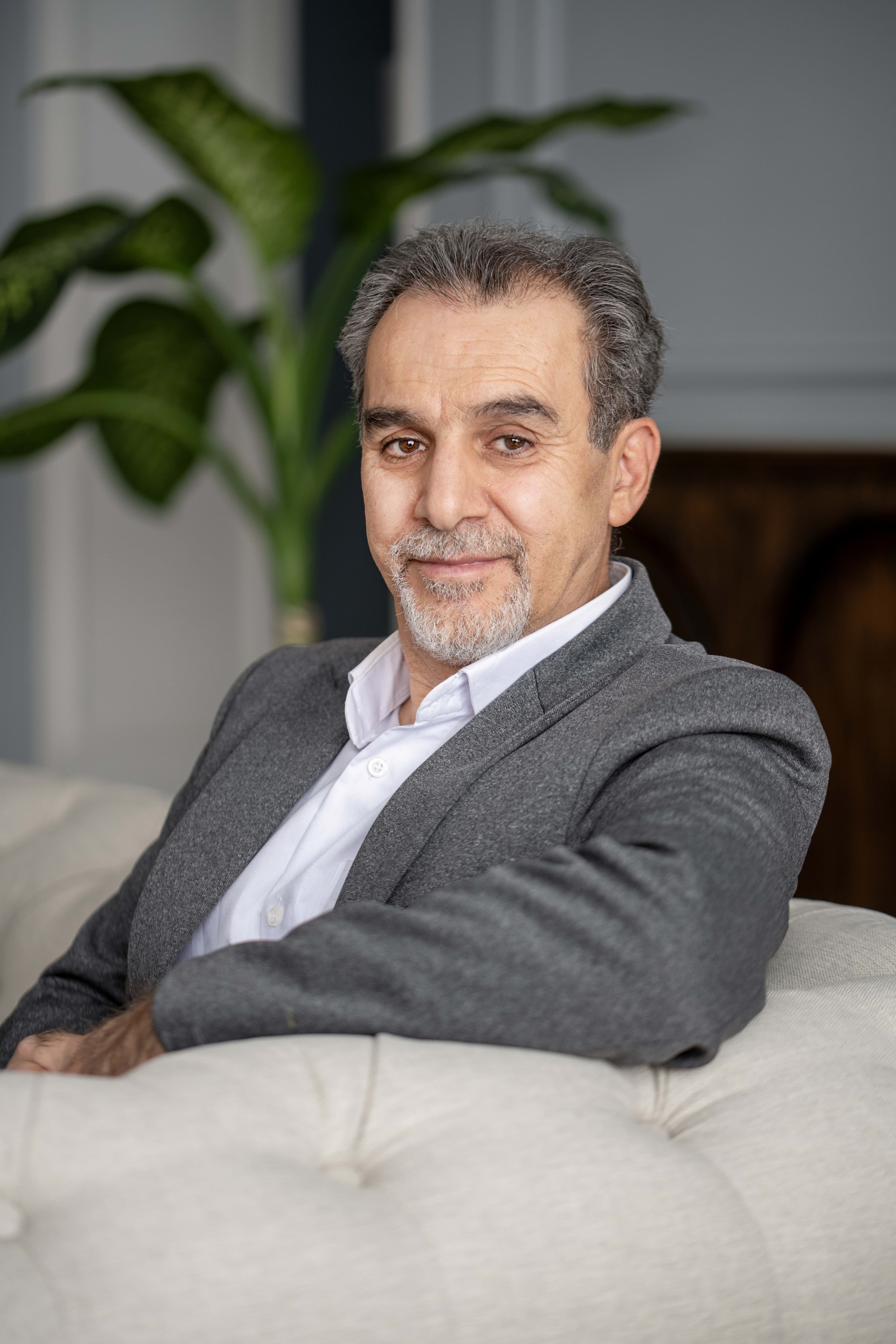جواد  صادق الحسینی